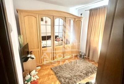 Apartament 2 camere, mobilat, centrala proprie,  zona Girocului - 2