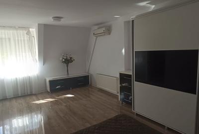 Garsonieră decomandată în Calea București - 4