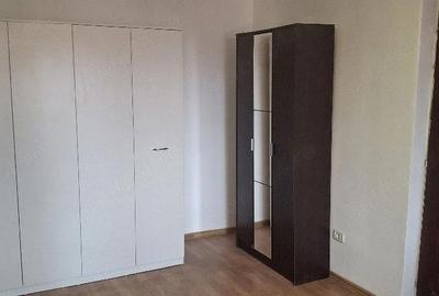 Garsonieră decomandată în Central - 2