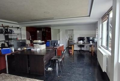Casa cu spatiu comercial, in zona Poiana - 6