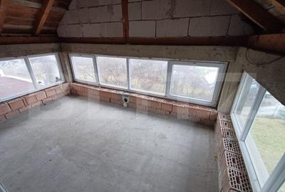 Casa cu 6 camere, 420 mp + 10 arii teren, - 9