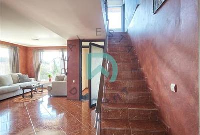 Duplex cu 5 camere cu Teren 450 Mp în Colonia Bod - 1