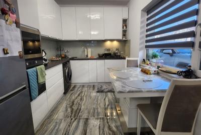 Duplex cu 4 camere cu Canalizare în Gilău - 12