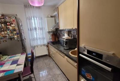 Apartament cu 2 camere decomandat în Apărătorii Patriei - 5