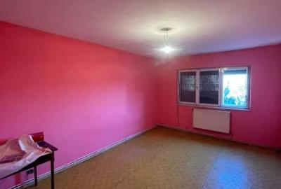 Apartament cu 2 camere decomandat în Republicii - 7