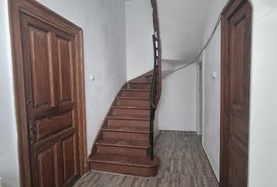 Casă individuală cu 4 camere cu Teren 108 Mp în Parcul Carol - 3