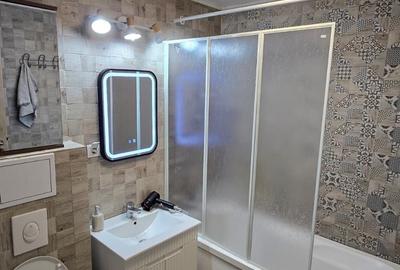 De închiriat apartament 3 camere Bulevard Decebal  metrou munci - 16