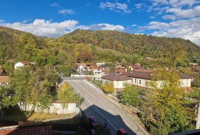 Apartament cu 2 camere decomandat în Central - 1