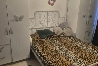 Vand apartament 3 camere in Targu Jiu, strada Sublocotenent Gheorghe Barboi, langa pia?a mica ,et4,s - 8
