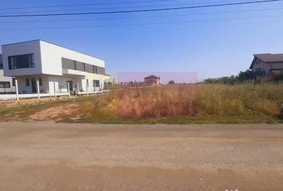 Teren de 4715 mp, în Brănești - 1