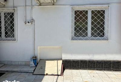 Casă cu 4 camere cu Teren 300 Mp în Vatra Luminoasă