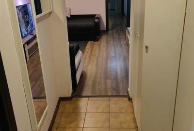 Apartament cu 3 camere semidecomandat în Podul de Piatră - 8