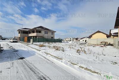 Teren Construcții intravilan de 376 mp, în Valu lui Traian - 2