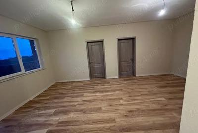 Casă cu Teren 600 Mp în Ghiroda - 3