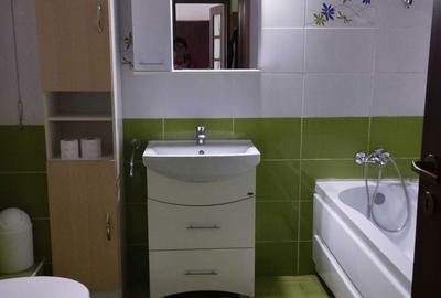 Garsonieră decomandată în Borhanci