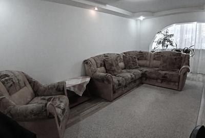 Apartament cu 3 camere semidecomandat în Central - 6