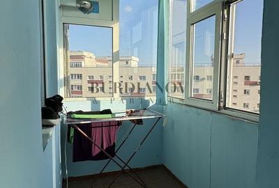 Apartament cu 3 camere decomandat în Apărătorii Patriei - 12