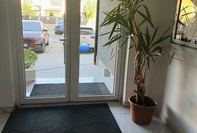 Proprietar, vand apartament cu 1 camera, Et.1 Esso-Giroc, la 2 minute de Esso, Profi, sta?ia E3 - 8