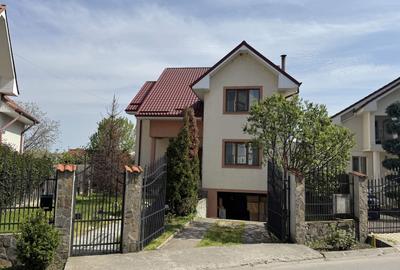 Casă individuală cu 5 camere cu Teren 500 Mp în Steaua - 1