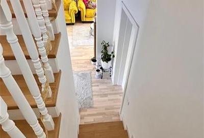 Casa 5 camere constructie noua 440 mp teren Sacele - 8