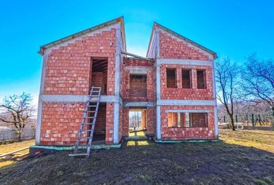 Casă cu 5 camere cu Teren 1851 Mp în Fântânele (Hemeiuș) - 10