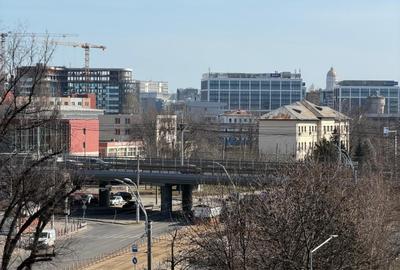 Apartament cu 3 camere decomandat în Giulești - 1