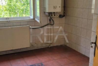 Apartament cu 3 camere decomandat în Sebastian - 1