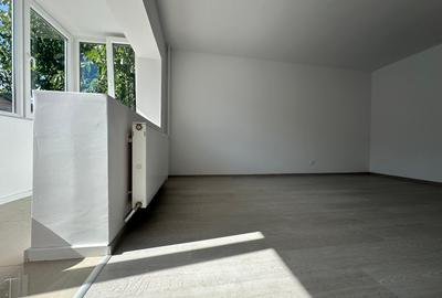 Zona Steaua .. 2 camere ... complet renovat .. S = 56 mp plus balcon - 4