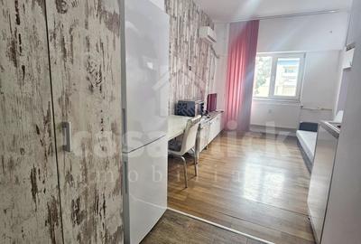 Garsonieră semidecomandată, mobilată în Port - 8