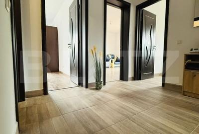 Apartament cu 2 camere decomandat, mobilat în Tractorul - 1
