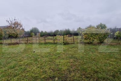 Teren Intravilan Harman cu utilitati , ingradit si casauta de lemn pe teren - 13