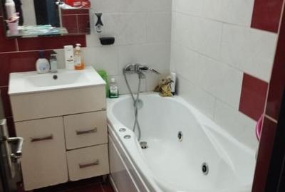 Apartament de 2 camere ( 75 mp totali )-Tractorul - 8