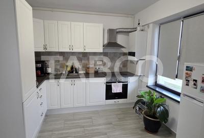 Apartament cu 2 camere la parter de vanzare in Sebes zona Motel Dacia - 2