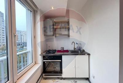 Apartament cu 2 camere de vanzare in Calea Victoriei nr 1 - 8