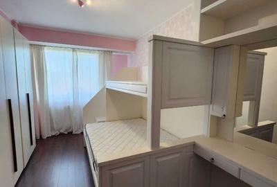 Apartament cu 3 camere decomandat în Exterior Vest - 1