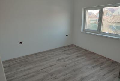 Sacalaz, 1/2 Duplex pe Etaj, 4 Camere,2 Bai,Terasa Acoperita - 15
