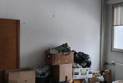 Apartament cu 2 camere decomandat în Drumul Taberei - 12