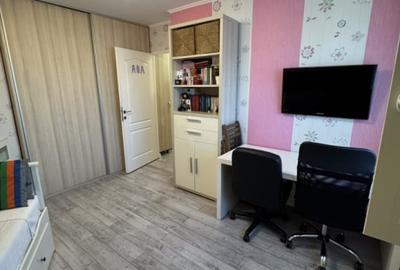 Apartament 3 camere, etaj 10, Republicii - 8
