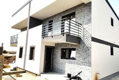 Duplex cu 3 camere în Berceni