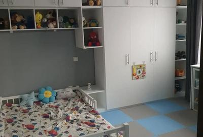Apartament cu 3 camere decomandat în Florești - 4