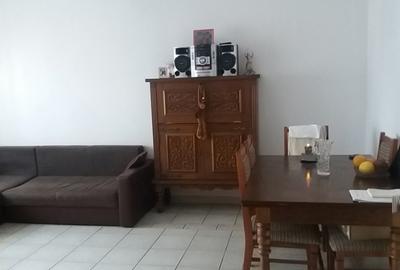 Apartament cu 3 camere decomandat în Vitan - 9