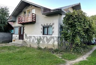 Casă cu 7 camere cu Teren 1974 Mp în Sud - 5