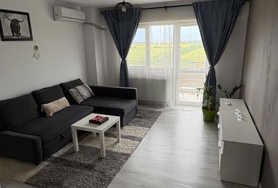 Apartament cu 2 camere decomandat în Central