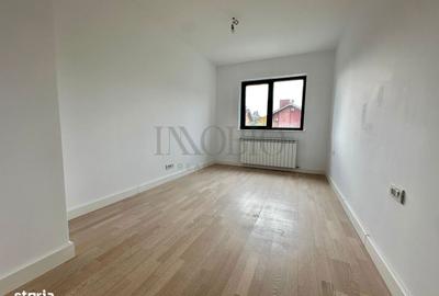 Apartament cu 4 camere în Central - 16