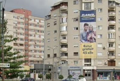 Apartament cu 3 camere decomandat în Intim - 1