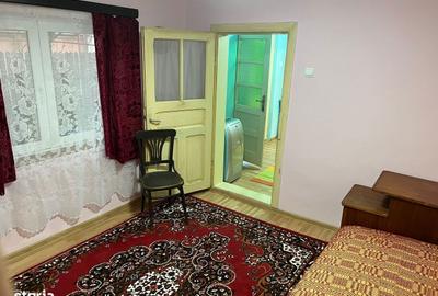 Casă cu 3 camere în Central - 2