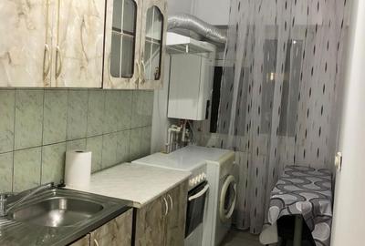 Garsonieră decomandată în Central - 1