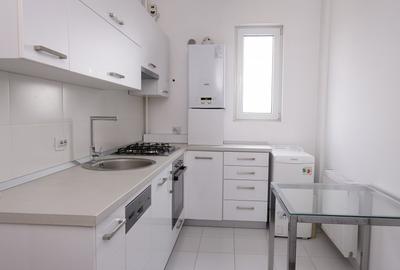 Apartament cu 2 camere semidecomandat, mobilat în 1 Mai - 2