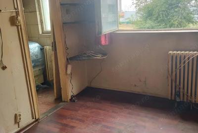 Democratiei- Value Center, 20mp, neamenajata, et 1 4 Democratiei- Value Center, 20mp, neamenajata, et 1 4 - 2