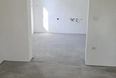 Casă cu 6 camere cu Canalizare în Dudeștii Noi - 13